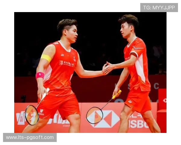 世锦赛男双组合获亚军 年轻选手积累大赛经验