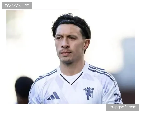 曼联后卫马丁内斯小腿受伤缺席对阵埃弗顿比赛，希望缺阵1至2周